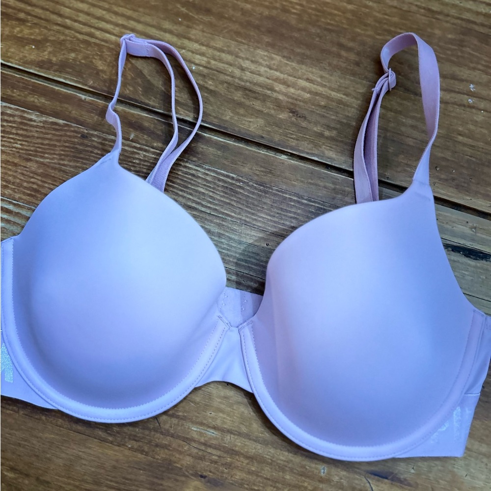 Victoria's Secret Light Pink Bra